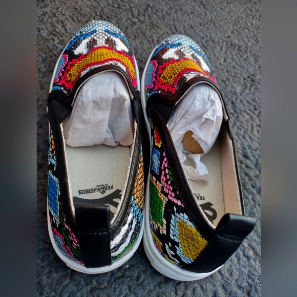 Fergi Shortly slip on sneakers - Picture 5 of 5